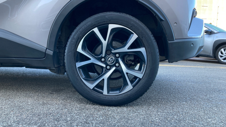 Toyota C-HR 1.2T Dynamic 5dr CVT Petrol Hatchback